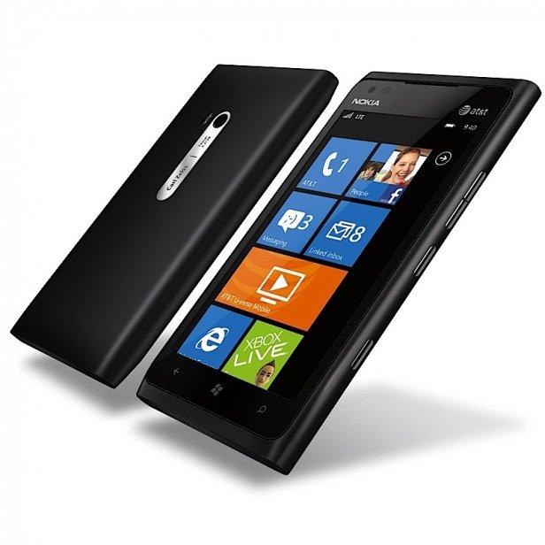 Lumia 900 z systemem Windows Phone Mango