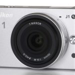 Projektanci Nikona 1 J1 postawili na szybkie zdjęcia seryjne – z pewnością docenią to miłośnicy fotografii sportowej.