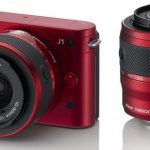 Jeśli chodzi o obiektywy kitowe, możemy wybierać spośród standardowego zoomu 10-30 mm oraz modelu stałoogniskowego o ogniskowej długości 10 mm.