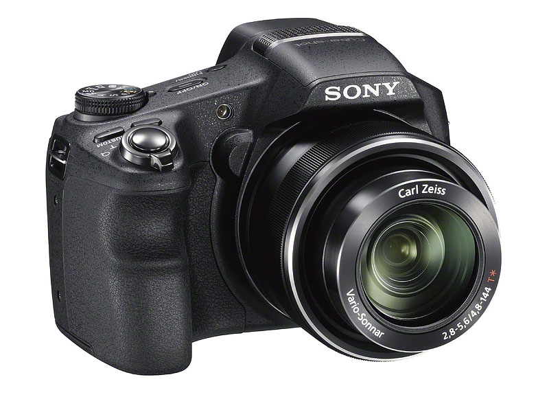 Sony Cyber-shot DSC-HX200V – megazoom po liftingu