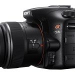 W przeciwieństwie do poprzednika, Alpha 57 nie posiada odbiornika GPS – szkoda.