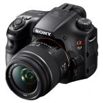 Aparat Alpha 57 jest wyposażony w matrycę APS-C o rozdzielczości 16 megapikseli. Wyróżnia ją niski poziom szumu i wysoka wierność odwzorowania detali.