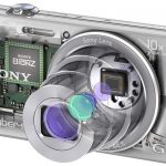 Grafika przedstawia najważniejsze elementy aparatu: procesor obrazu, obiektyw i 18-megapikselową matrycę.