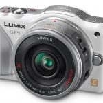 Rozdzielczość nadal wynosi 12 megapikseli, ale maksymalną czułość podniesiono z ISO 1600 do ISO 12800.