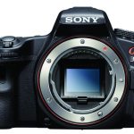 Alpha 37 to nowy najniższy model w gamie lustrzanek Sony.