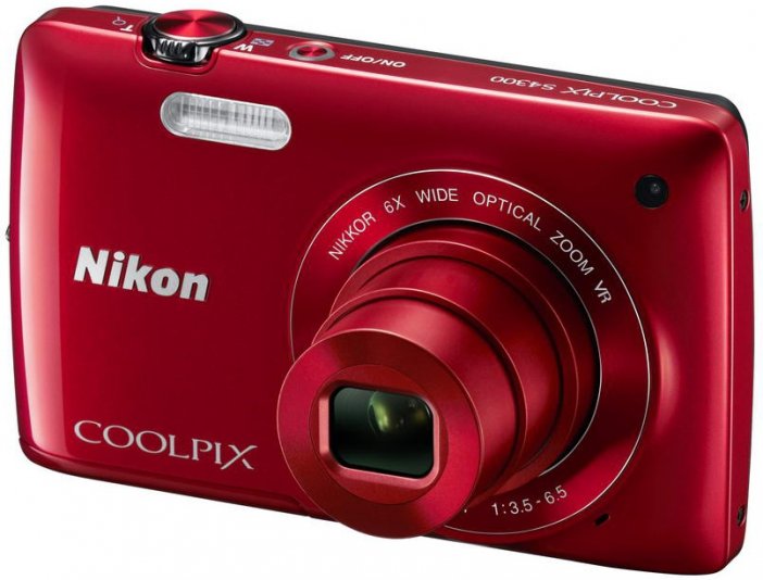 Nikon Coolpix S4300: Obiektyw z 6-krotnym zoomem w małej obudowie.