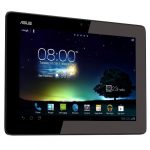 PadFone 2 mierzy 9 mm grubości i waży 135 gramów, sama stacja - 514 gramów
