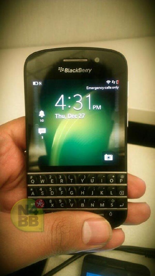 Pierwsze wyraźne zdjęcie BlackBerry X10 z klawiaturą QWERTY