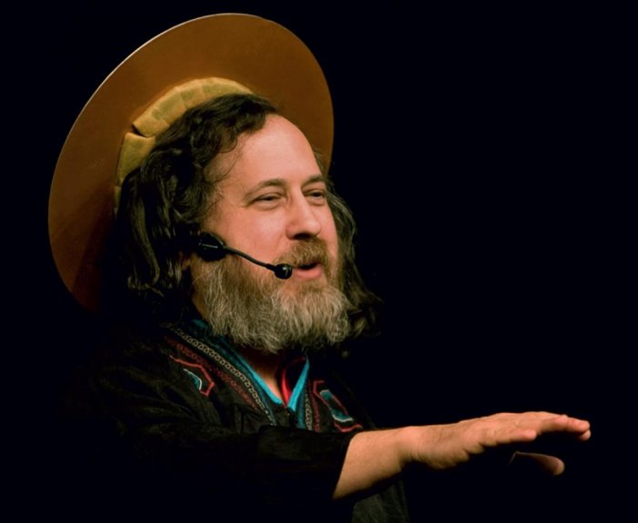 EWANGELISTA Zaangażowanie Richarda Stallmana w ruch Wolnego Oprogramowania znacznie przyczyniło się do sukcesu Linuksa.