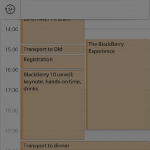 Kalendarz. Przyciemniony, bo wysunąłem menu podręczne. Niestety, nie w każdej aplikacji jest w tym samym miejscu...