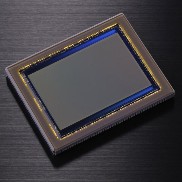 Pełnoklatkowa matryca CCD z modelu Nikon D800 o rozdzielczości 36 Mp.