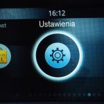 Podstawowa nakładka Sensus Connected Touch z bardzo dużymi, wygodnymi ikonami programów.