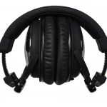 Słuchawki rwą się do pracy przy muzyce. W studiu na pewno zagrzeją na chwilę miejsce.