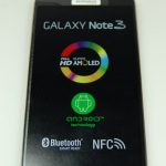 W zależności od rynku, Note 3 może być wyposażony w dwa różne procesory: Snapdragon 800 (cztery rdzenie, 2,3 GHz) albo Exynos Octa 5 (2x cztery rdzenie, 1,9 GHz). Wersja z układem Snapdragon obsługuje standard bezprzewodowy LTE Cat 4, wariant z procesorem Exynos nie ma modułu LTE.