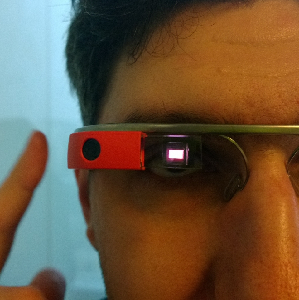 Google Glass żyje i zmienia nazwę na Project Aura