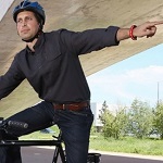 Intelligent Blinker: Kierunkowskaz w bransoletce dla rowerzystów