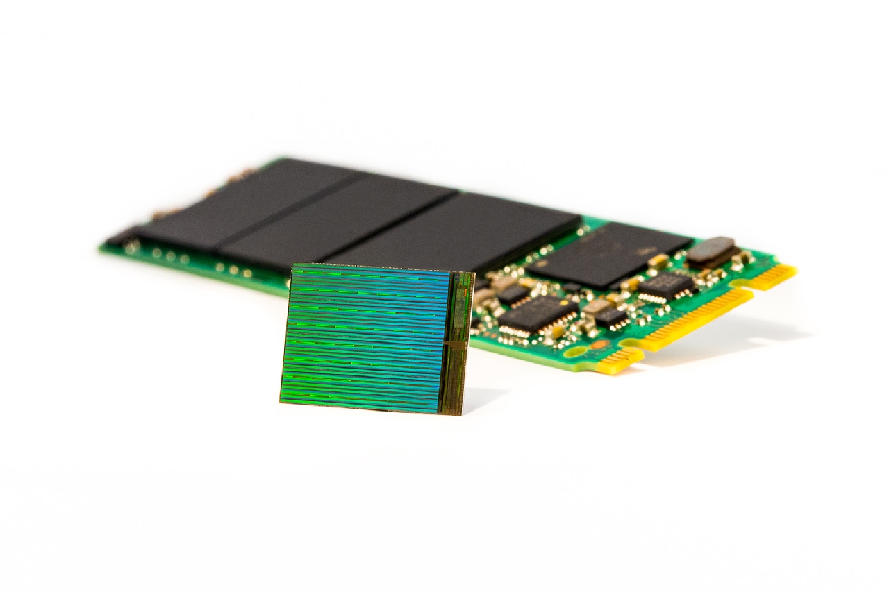 Micron i Intel przedstawiają pamięć flash NAND 3D nowej generacji