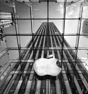 Apple przygotowuje przeniesienie produkcji do USA