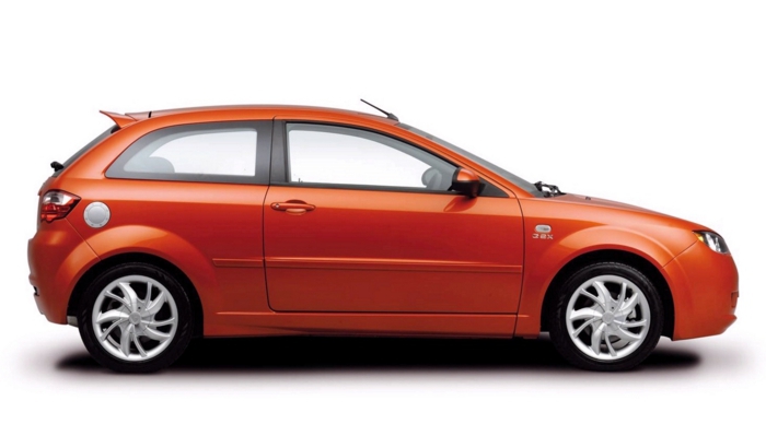 Szukając używanego auta, spójrzmy łaskawszym okiem na pomarańczowe pojazdy. Dlaczego są mniej awaryjne, wie tylko algorytm.