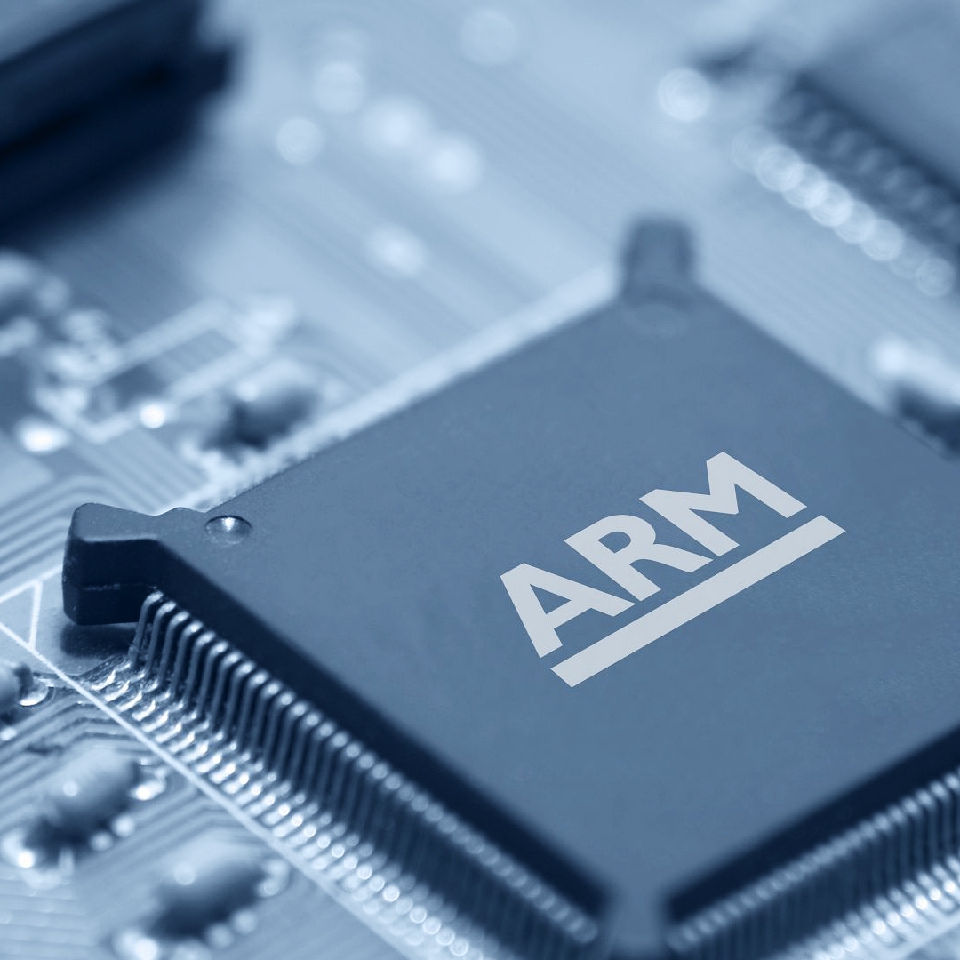 ARM kupiony za 32 miliardy dolarów