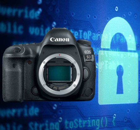 Fotoreporterzy i filmowcy domagają się szyfrowania danych w kamerach i aparatach