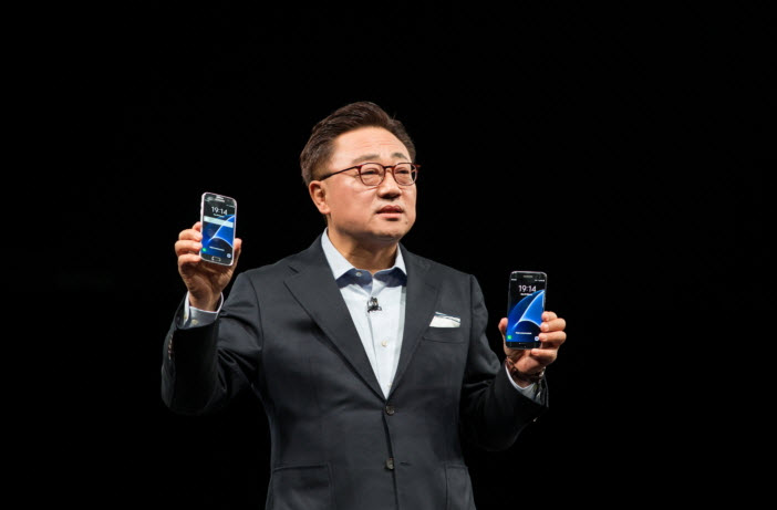 DJ Koh szef działu mobilnego Samsunga