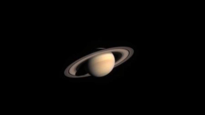 Cassini - pierwsze zdjęcie Saturna