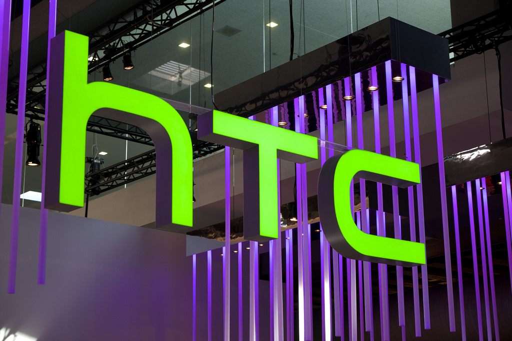 Google kupi część HTC za ponad miliard dolarów