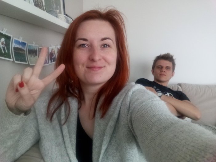 Przednia kamera bez retuszu twarzy