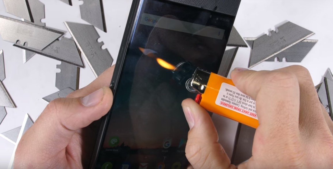 Razer Phone poddany ekstremalnym testom