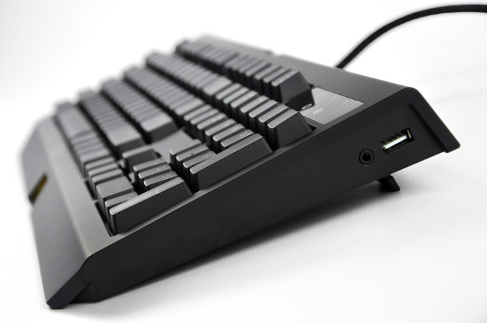 razer blackwidow chroma v2 test