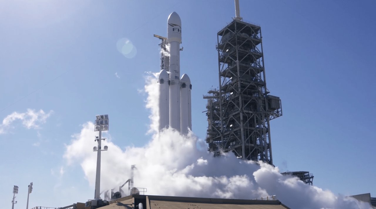 Elon Musk: wkrótce wystartuje Falcon Heavy
