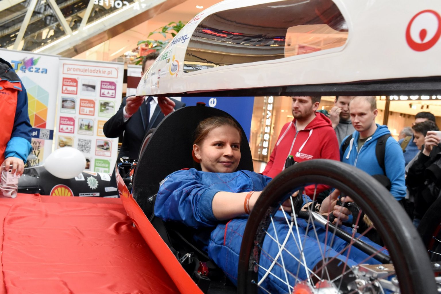 Polacy chcą przejechać tysiąc kilometrów na jednym litrze paliwa