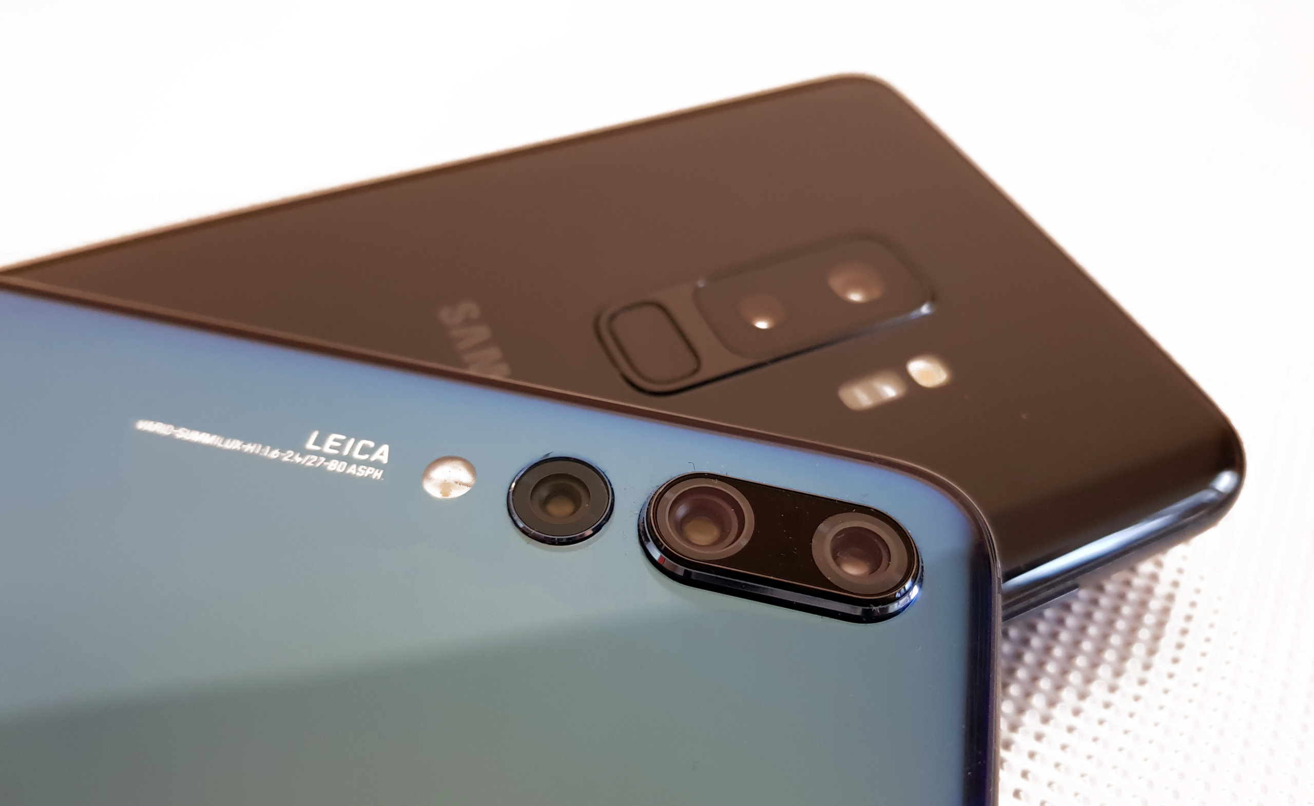 Porównanie aparatów Huawei P20 Pro i Galaxy S9+