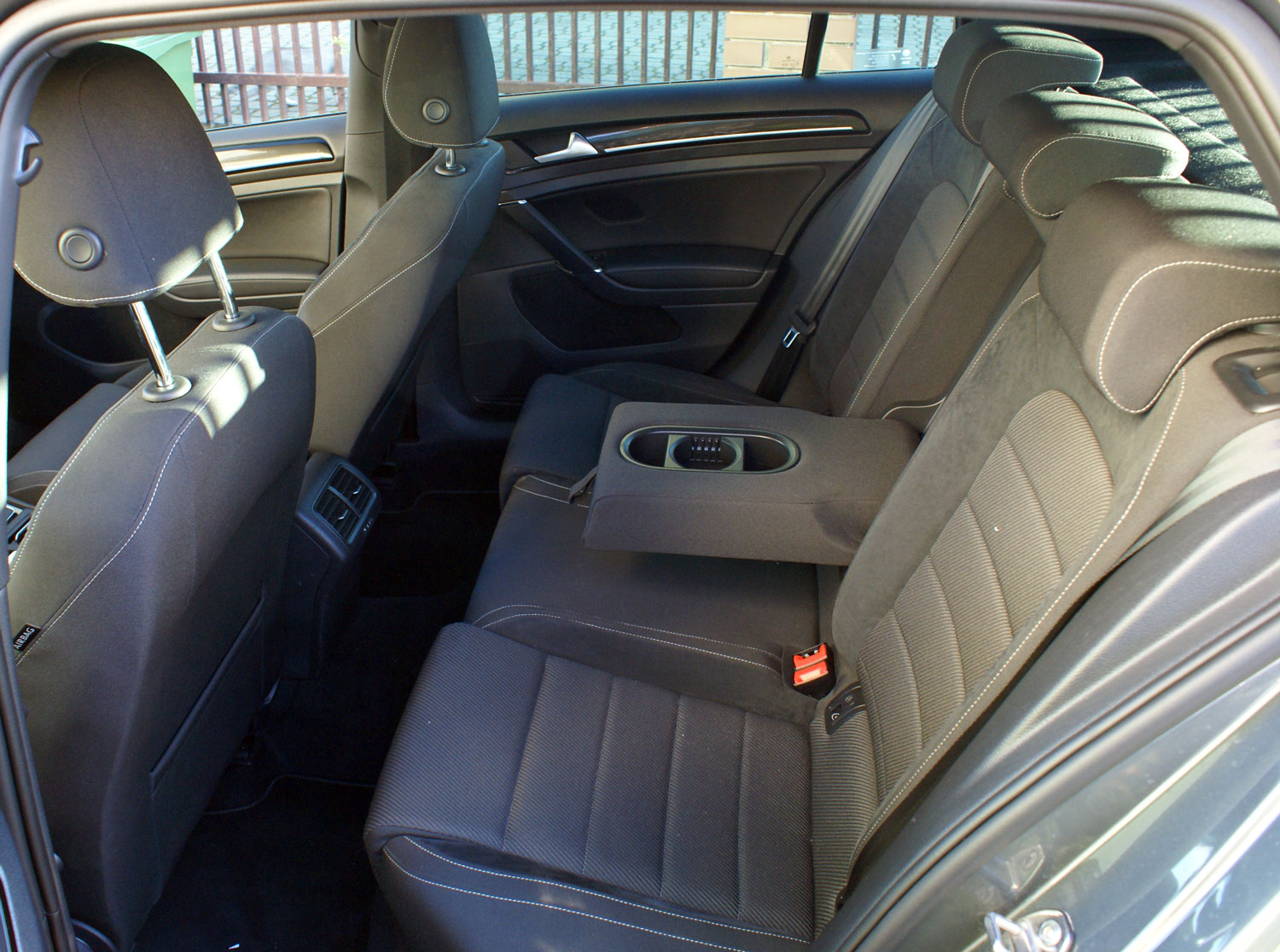 VW Golf R - wnętrze