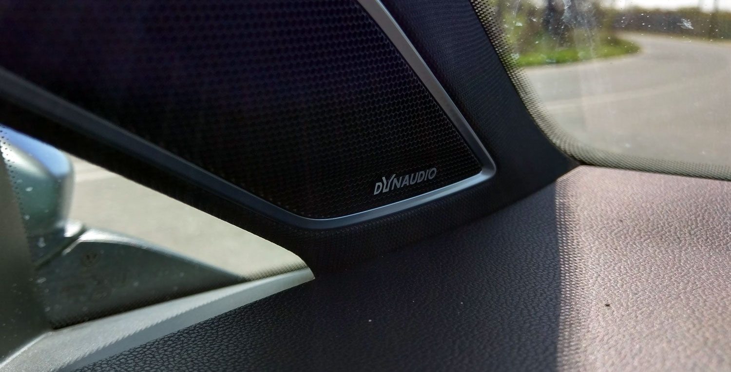 VW Golf R Variant - kokpit