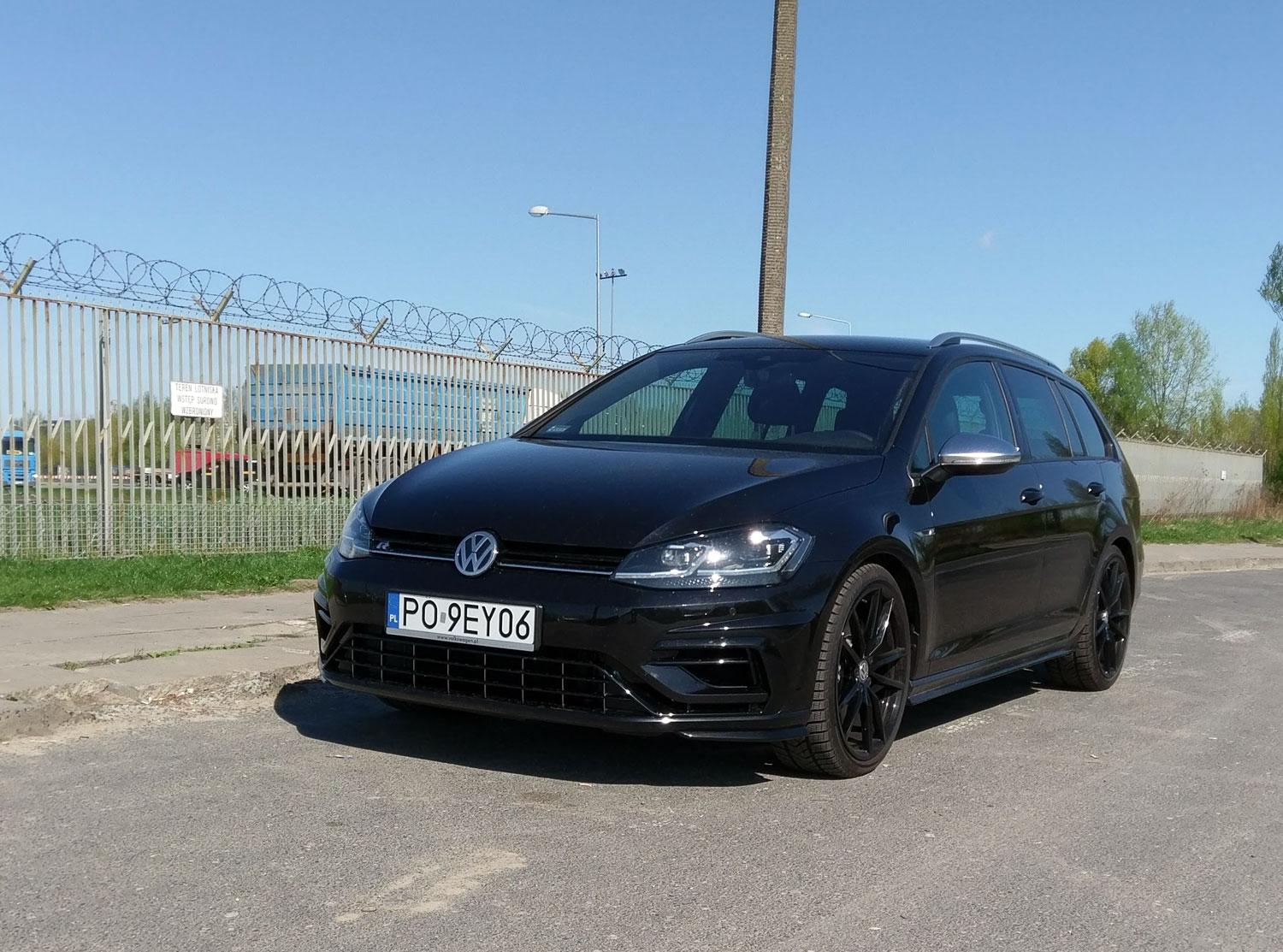 Volkswagen Golf R Variant