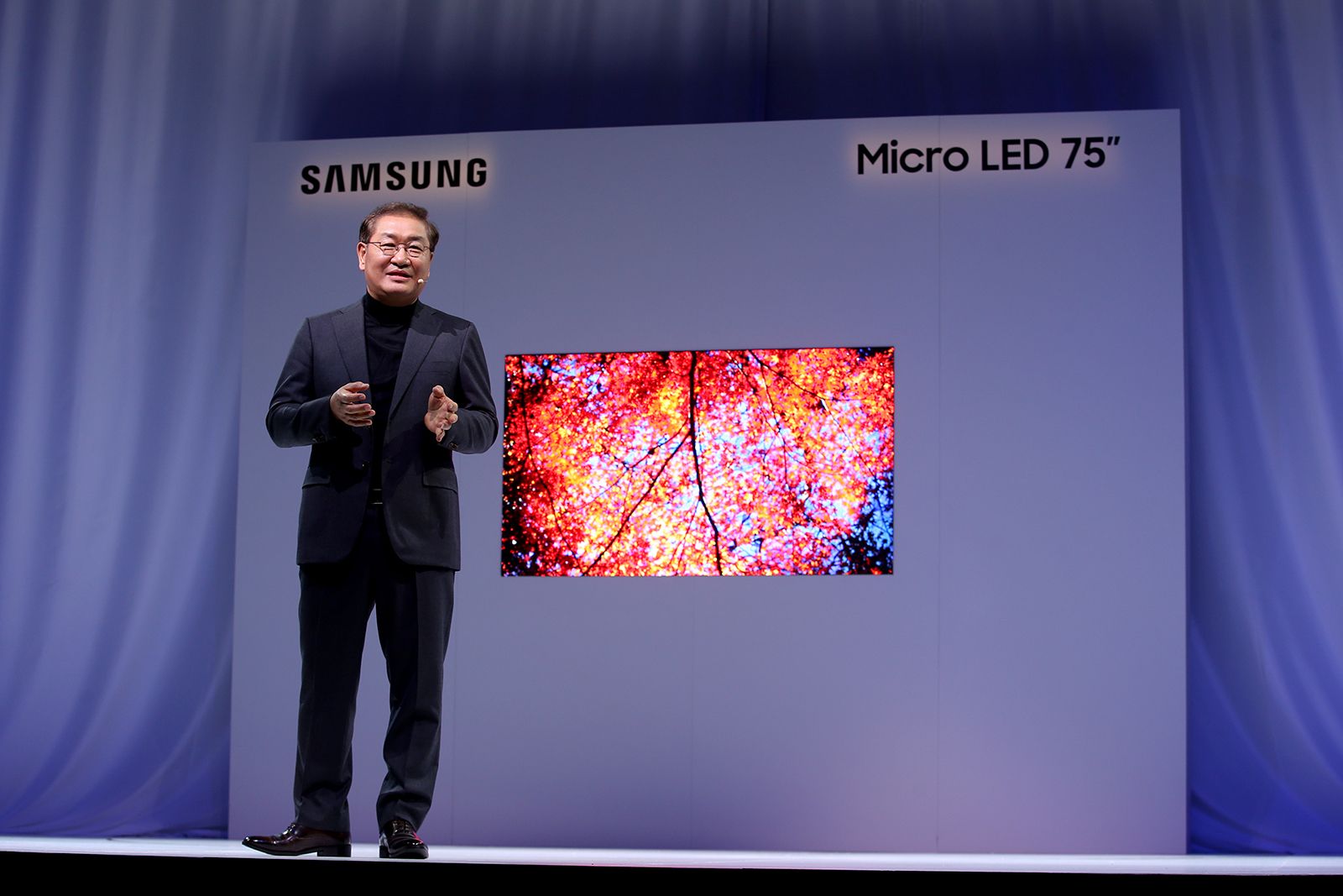 Samsung stawia na MicroLED i 8K