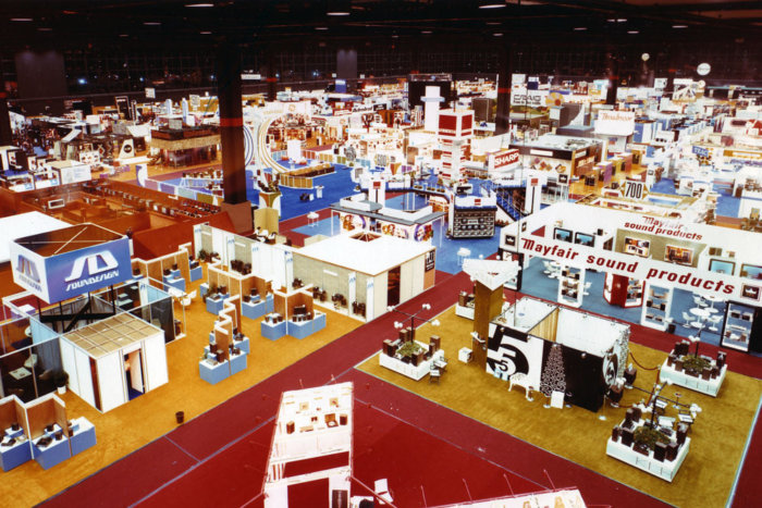CES w 1972