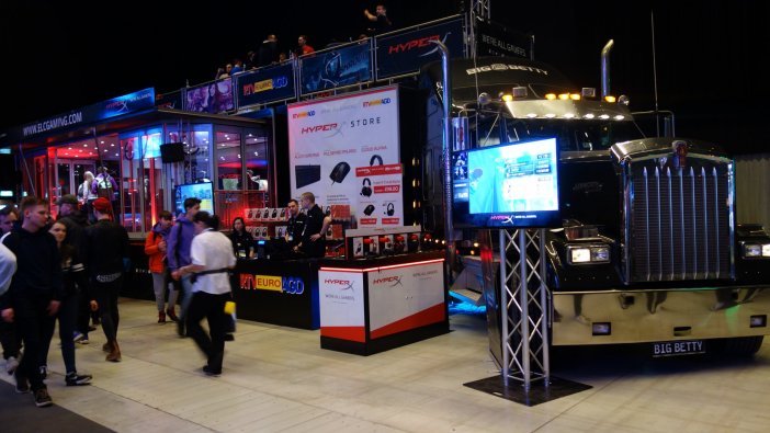 hyperx esports truck