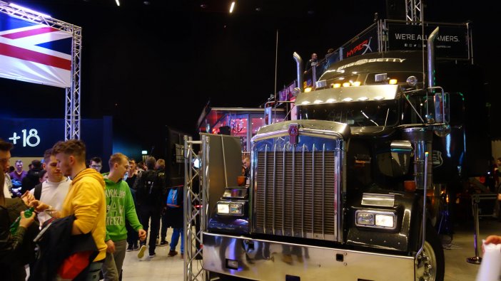 hyperx esports truck