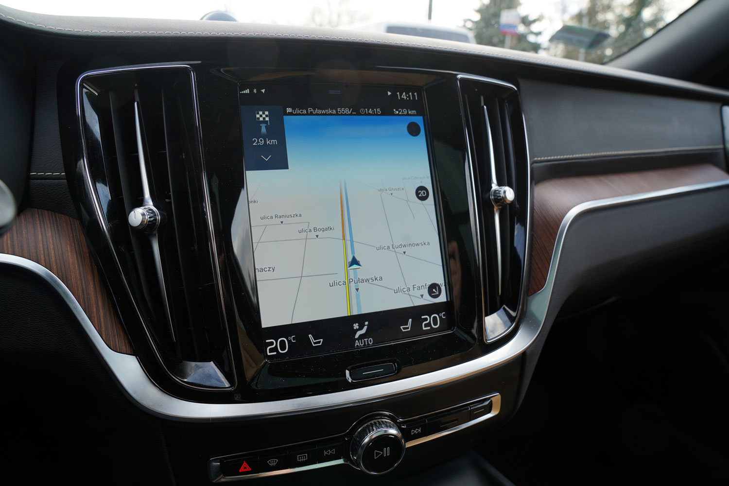 Volvo V60 CrossCountry D4 Polestar Performance wewnątrz - kokpit