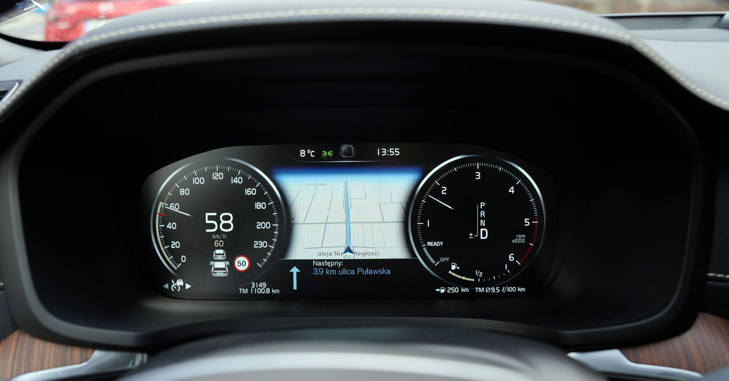 Volvo V60 CrossCountry D4 - cyfrowa asysta