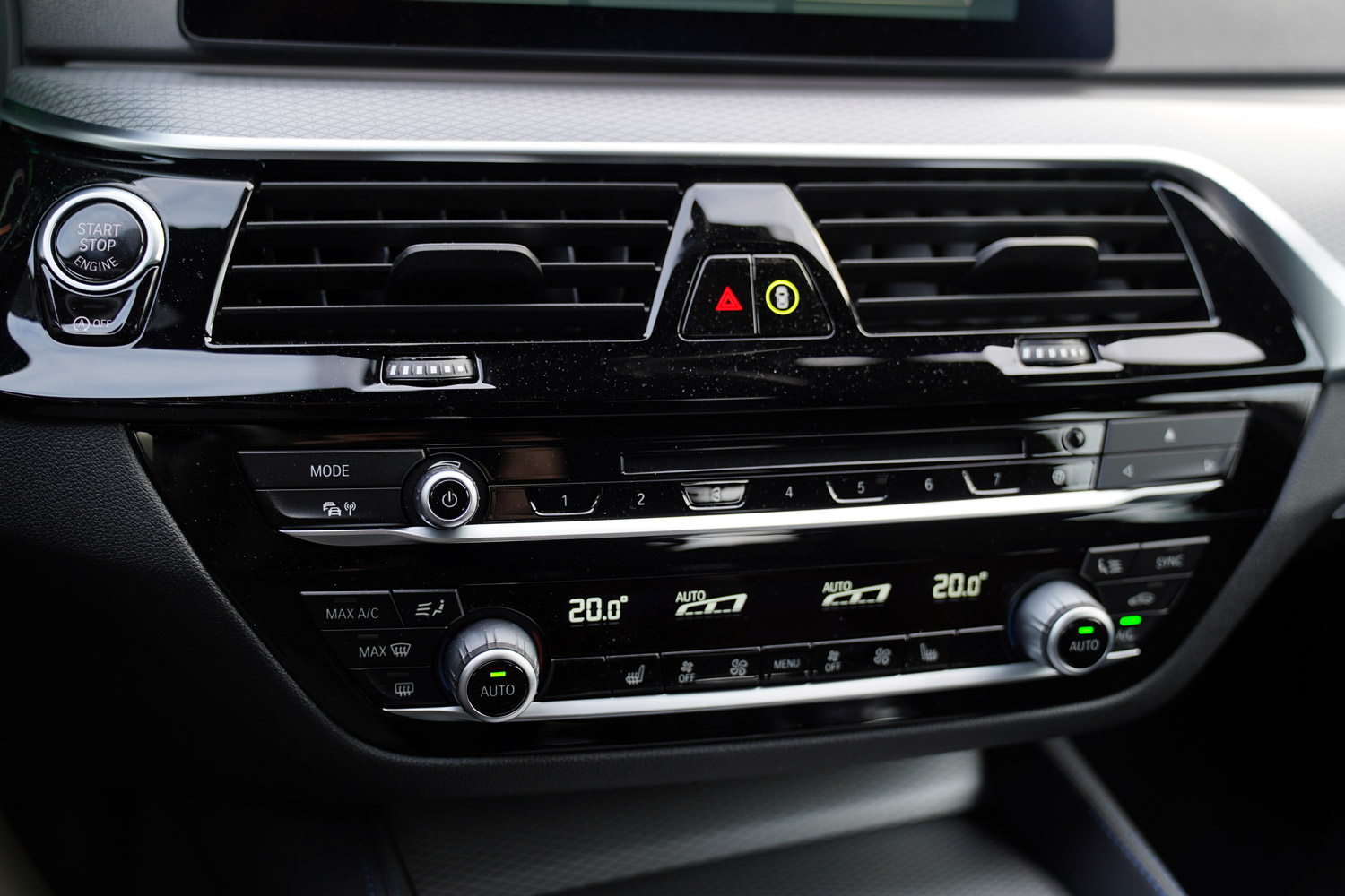 BMW 525d Touring - kokpit