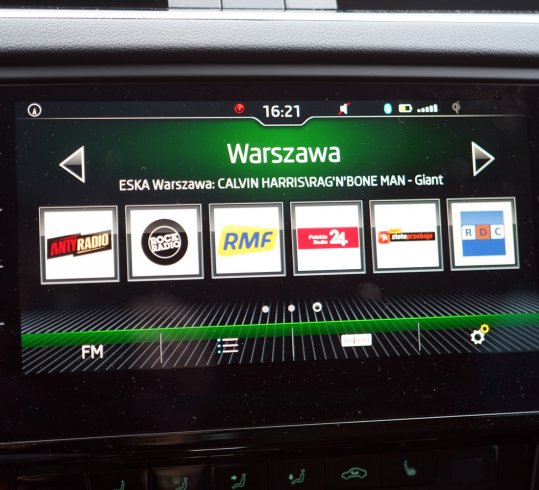 Škoda Octavia RS 245 - infotainment
