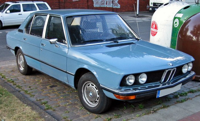 BMW 5 E12