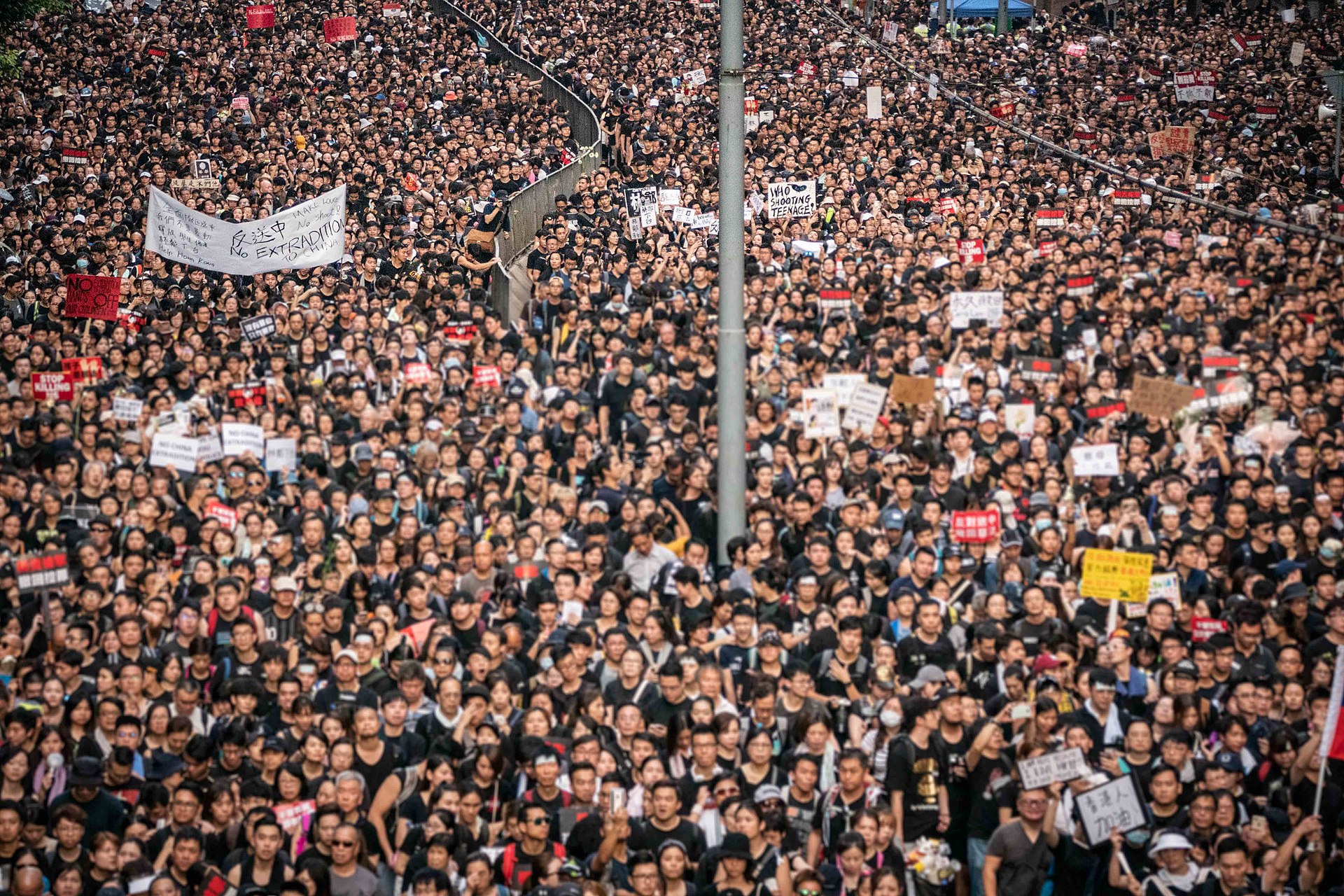 protesty hongkong