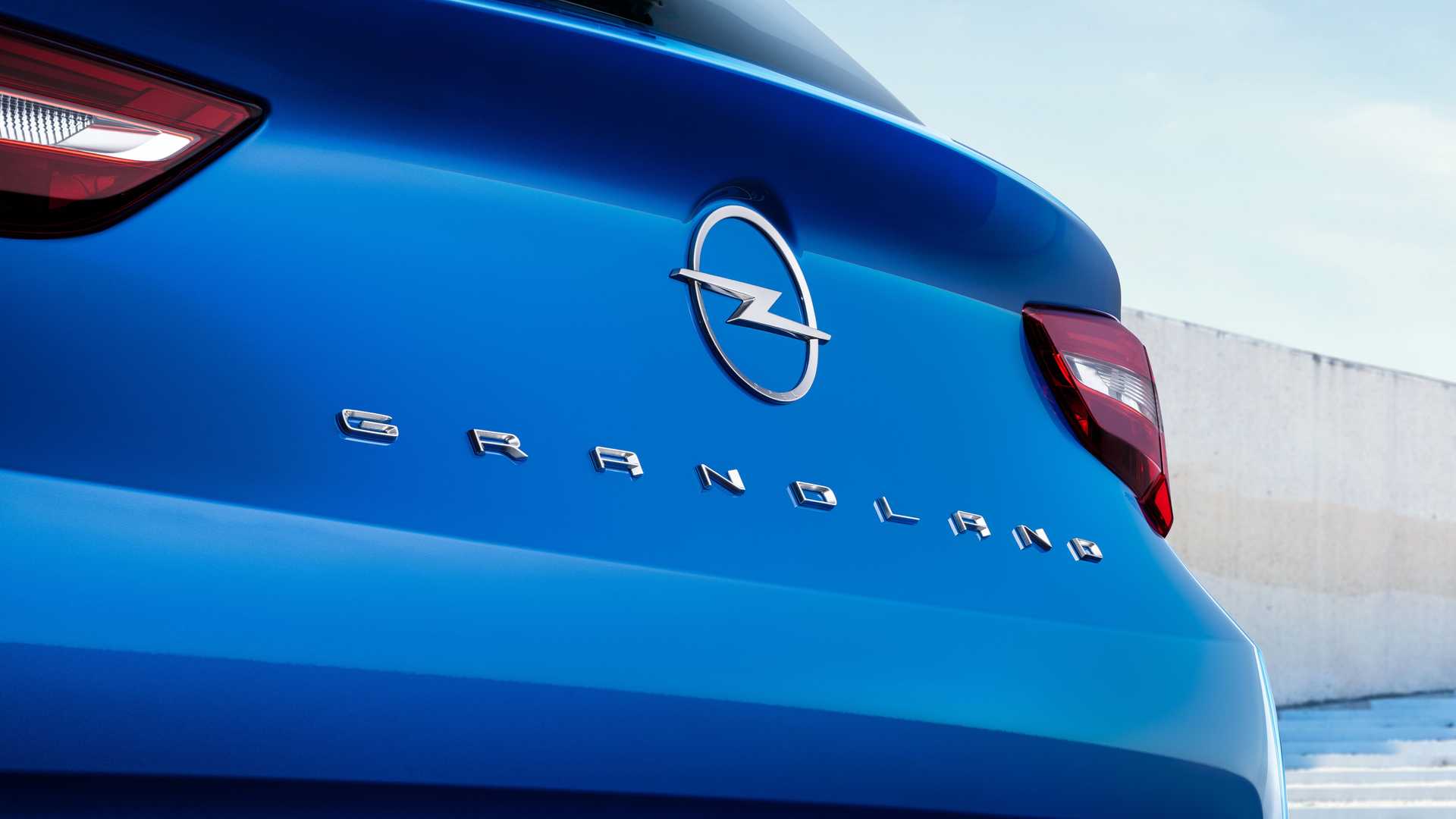 Oto odświeżony Opel Grandland 2022. Pożegnajcie się z modelem Grandland X