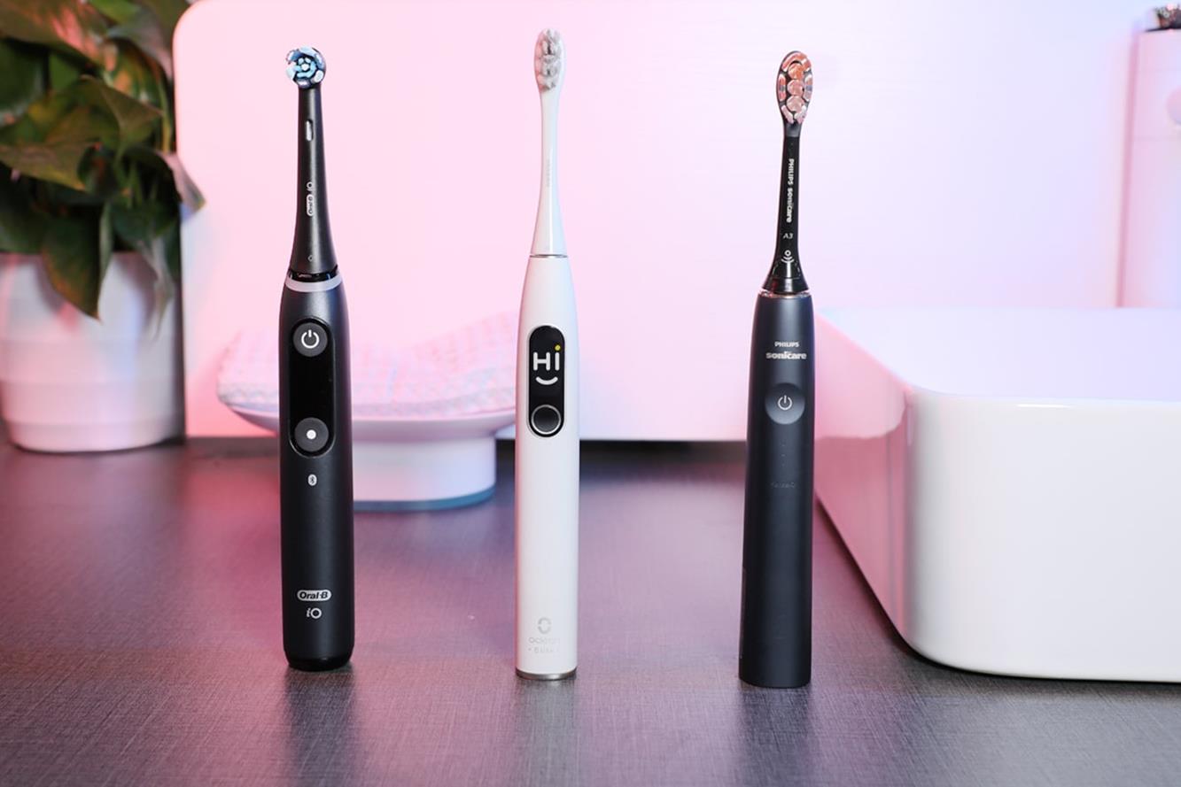 Porównanie inteligentnych szczoteczek do zębów – Oclean X Pro Elite, Philips 9900 i Oral-B iO9