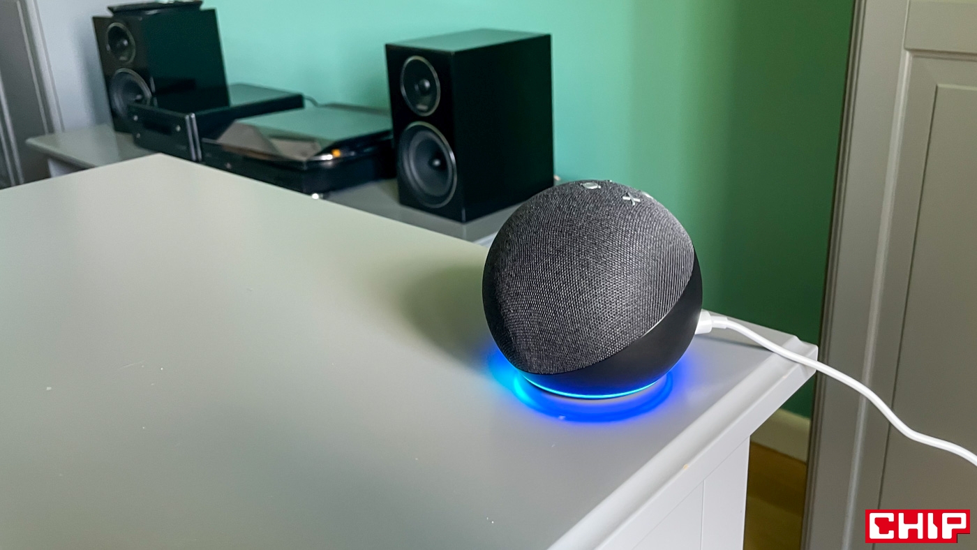 Amazon Echo Dot 4
